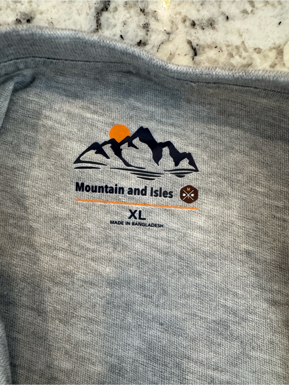 Mountain & Isles Desert Jeep Graphic Tee | Gray XL Western Boho - Picture 7 of 10